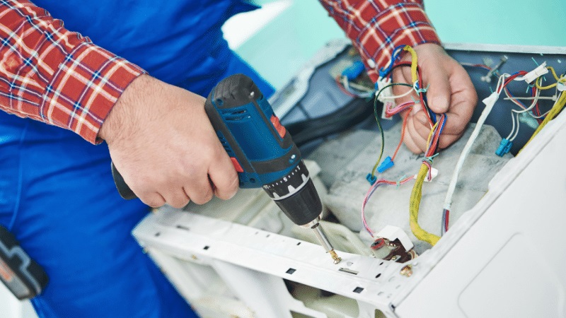 Kırkağaç Sigma Sigma çamaşır makinesi kart tamiri – Su almama arızası orijinal parça ile giderildi. - Teknik servis örneği